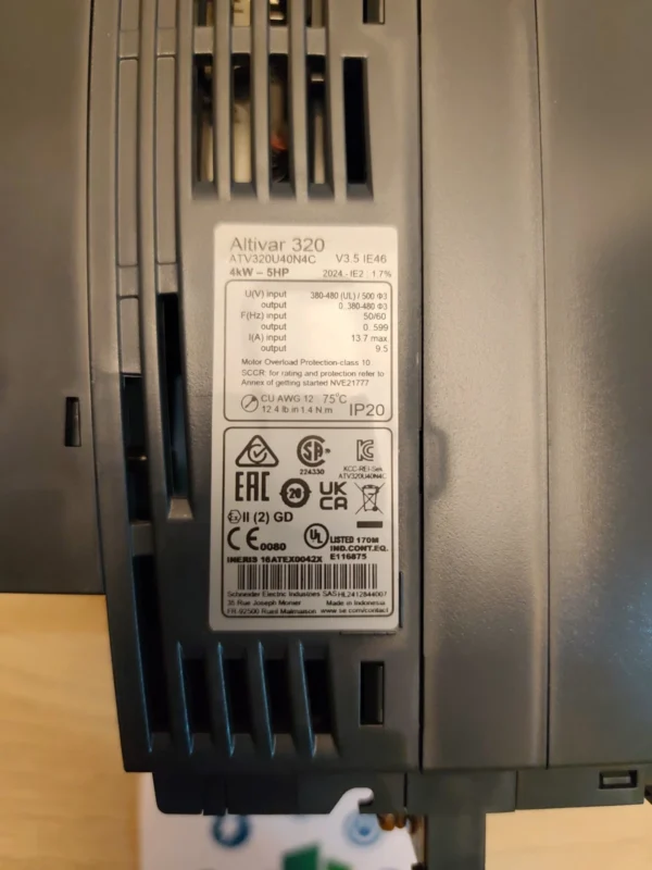Variador De Frecuencia Schneider Electric Altivar 320 - ATV320U40N4C